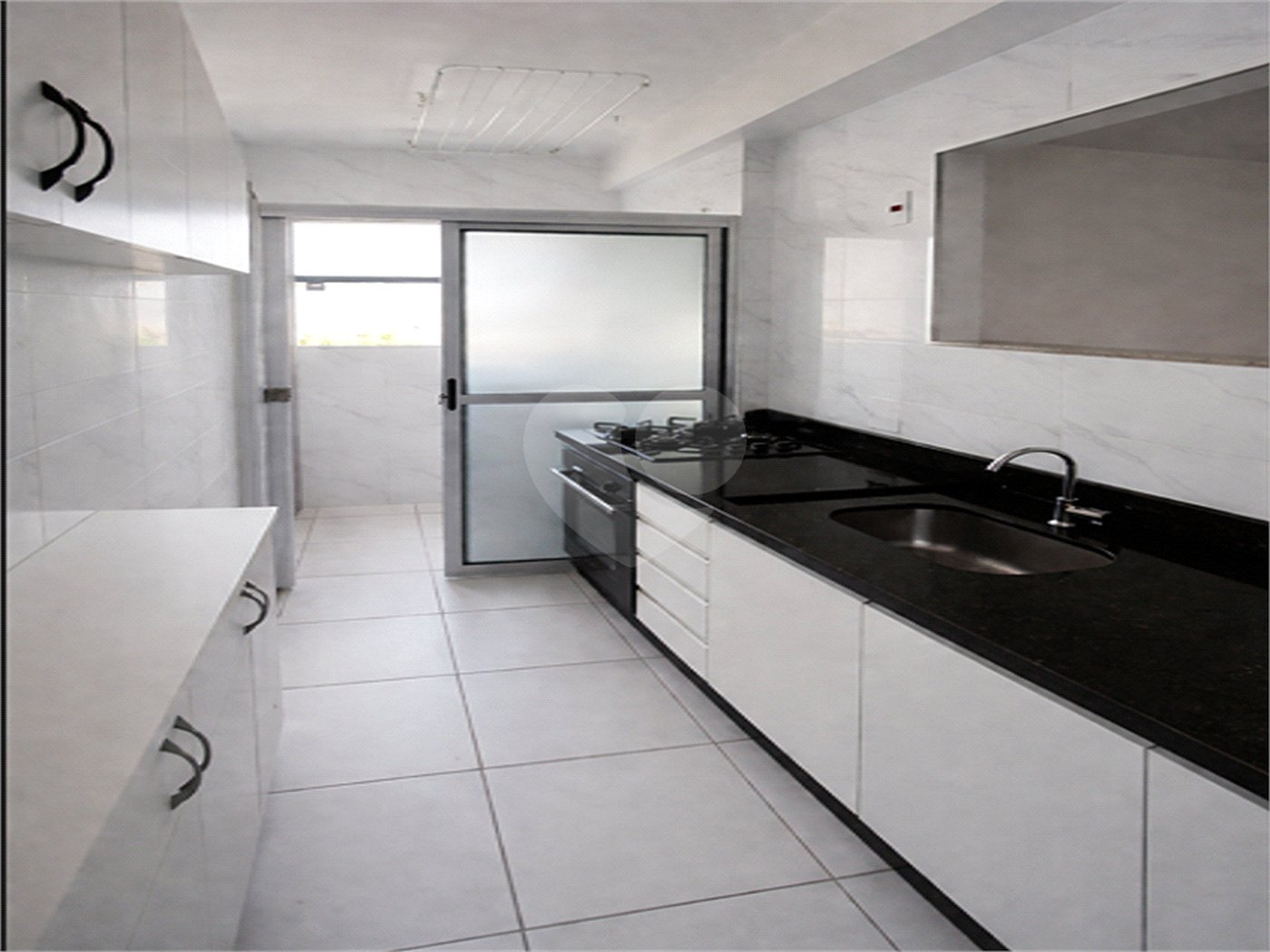 Apartamento à venda com 3 quartos, sendo 1 suíte,  em Jardim Dracena, São Paulo, SP