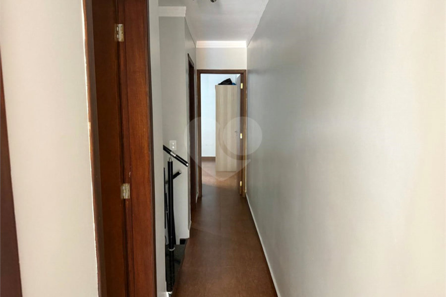 Casa à venda com 3 quartos, sendo 1 suíte, no condomínio Felipe, São Paulo - SP