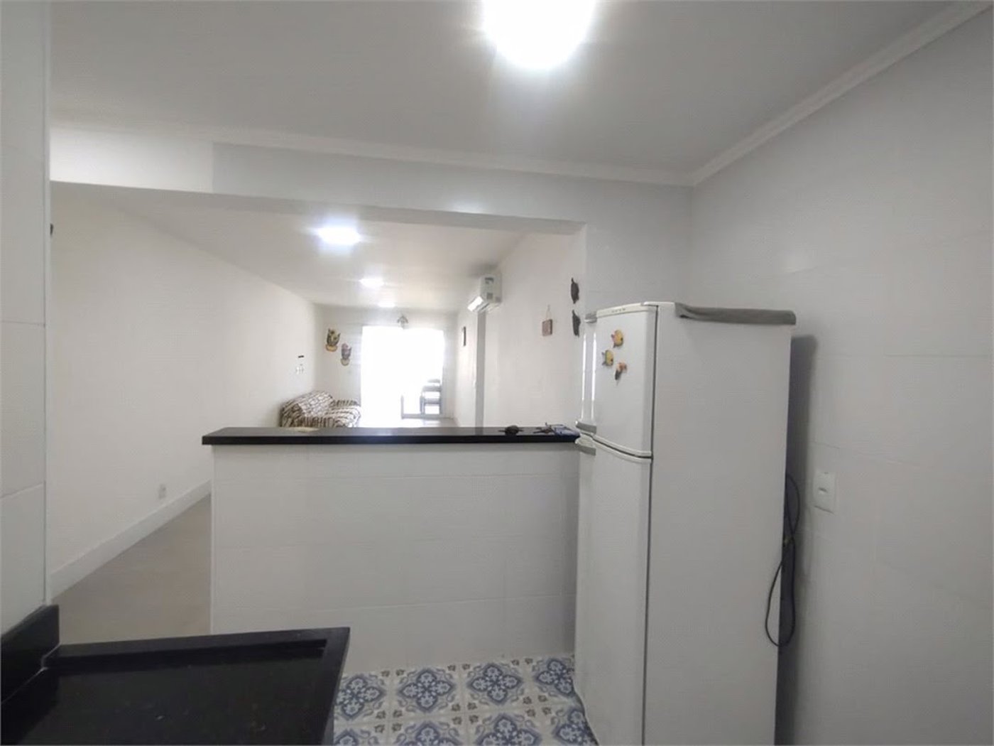 Apartamento Residencial à venda, Jardim Astúrias, Guarujá - AP0683.