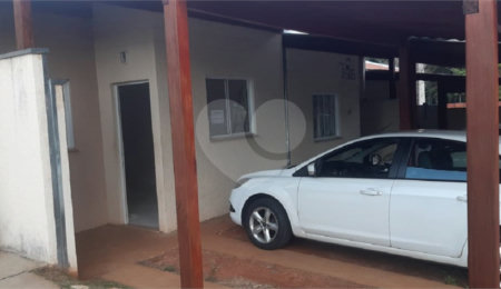 Casa à venda com 2 quartos no condomínio Bosque dos Jatobás, São Carlos - SP