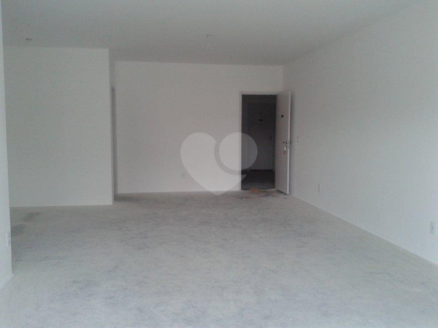 Apartamento à venda com 4 quartos, sendo 1 suíte, em Horto, São Paulo, SP