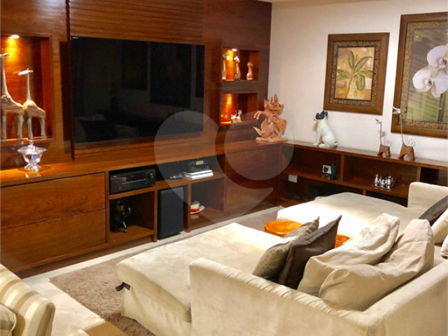 Apartamento à venda com 3 suítes em Tatuapé, São Paulo, SP