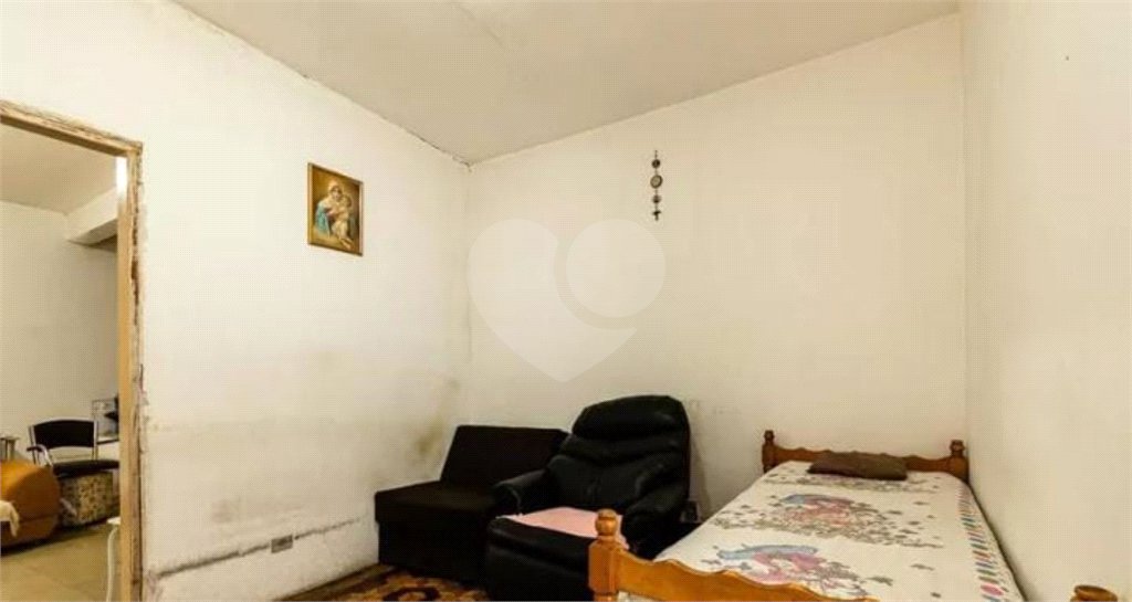 Sobrado à venda com 4 quartos, sendo 1 suíte,  em Vila Dalila, São Paulo, SP