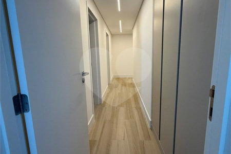 Apartamento para alugar com 4 suítes em Jardim Fonte do Morumbi, São Paulo, SP