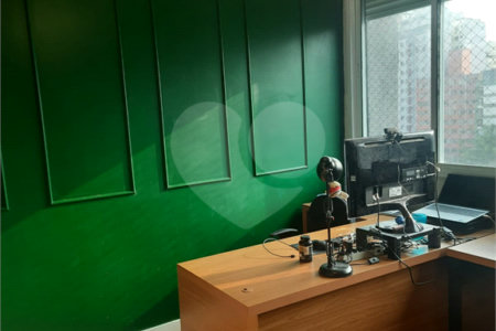 Apartamento à venda com 3 quartos em Aclimação, São Paulo, SP