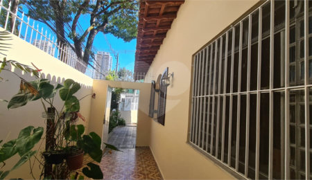 Casa Térrea à venda com 3 quartos, sendo 1 suíte,  em Santo Amaro, São Paulo, SP