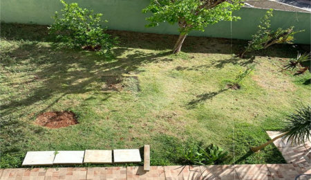 Sobrado à venda com 4 quartos, sendo 3 suítes, no Centro, Jarinu, SP