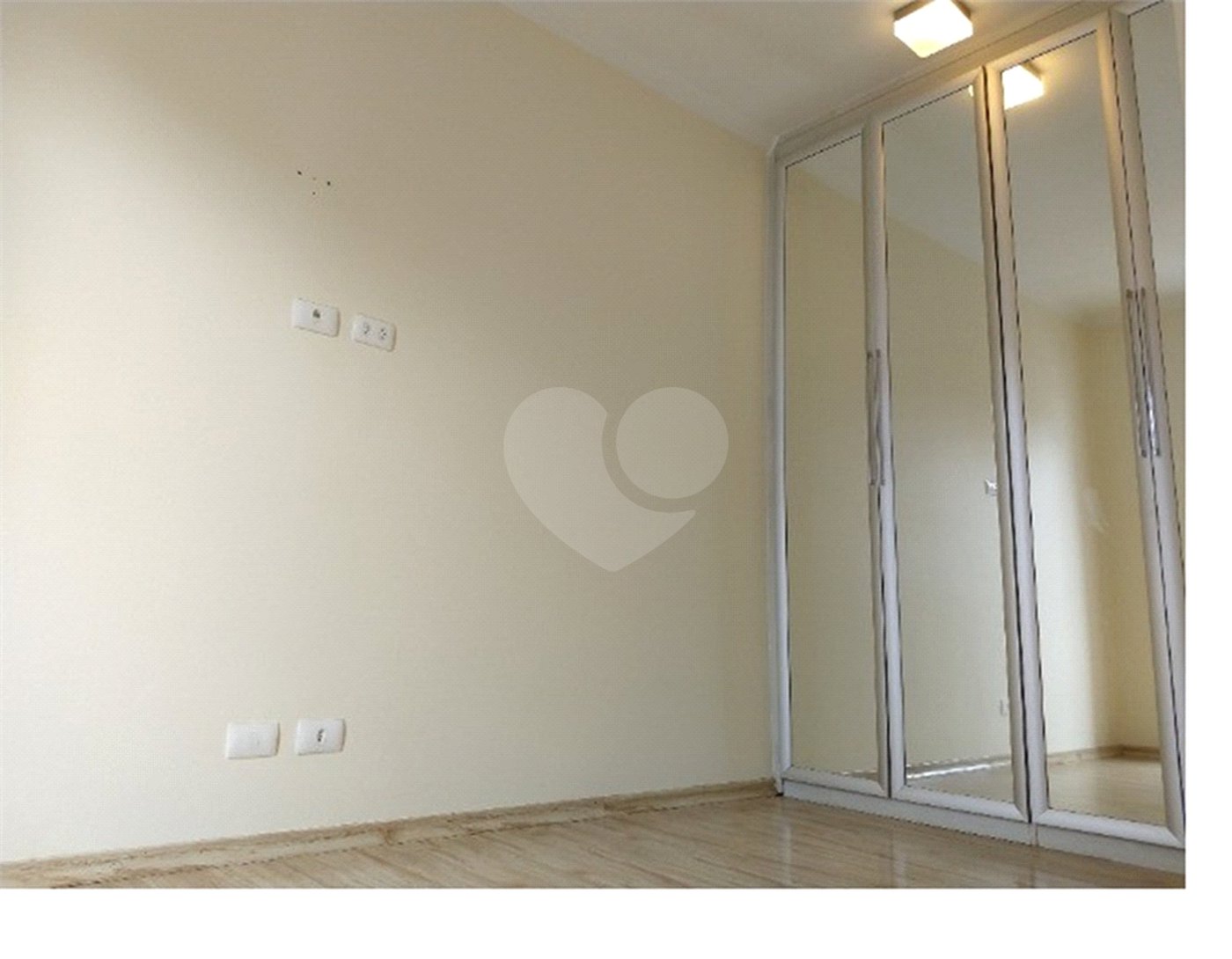 Casa à venda com 2 quartos no condomínio Neo Village, São Paulo - SP