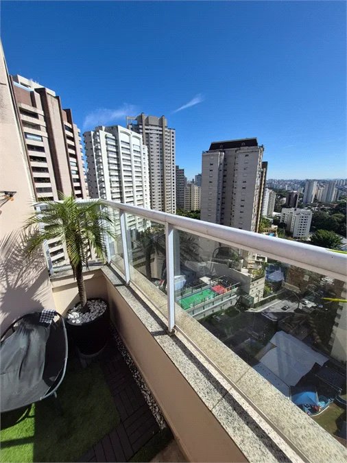 Cobertura à venda com 3 suítes em Vila Suzana, São Paulo, SP