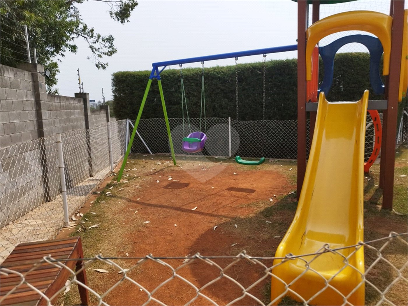 Apartamento à venda com 3 quartos, sendo 1 suíte, em Jardim Nova Era, Salto, SP