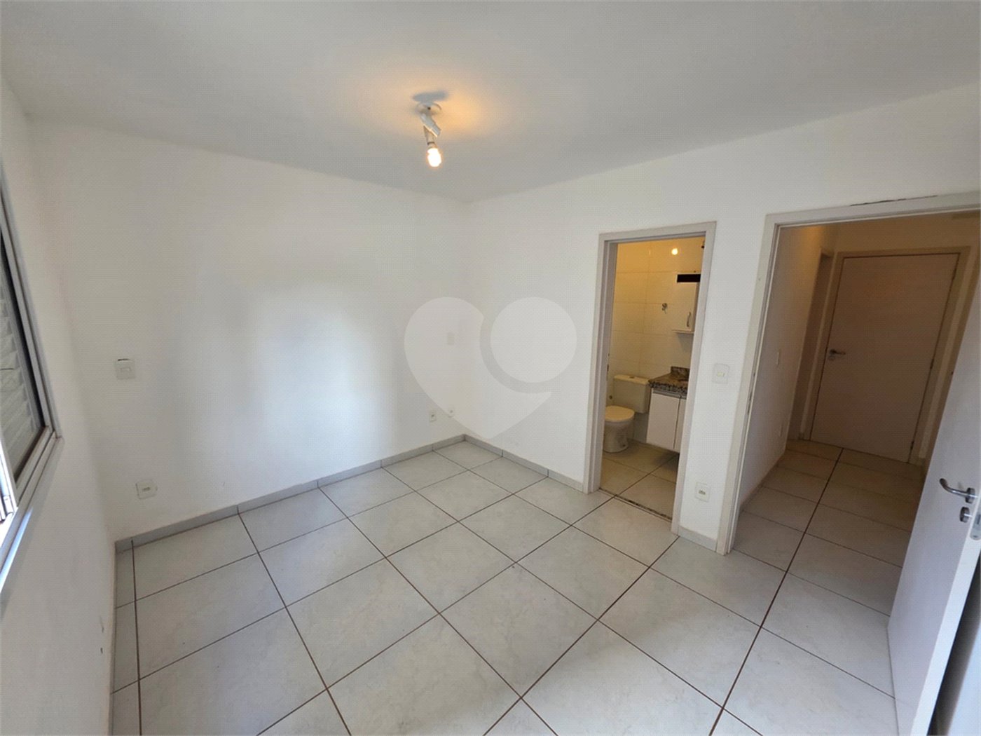 Apartamento 3 quartos i suíte e varanda Residencial Beatrice SPE