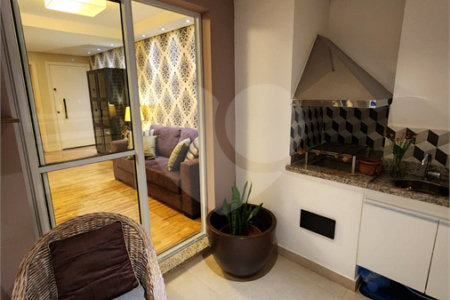 Apartamento à venda com 3 suítes em Vila Suzana, São Paulo, SP