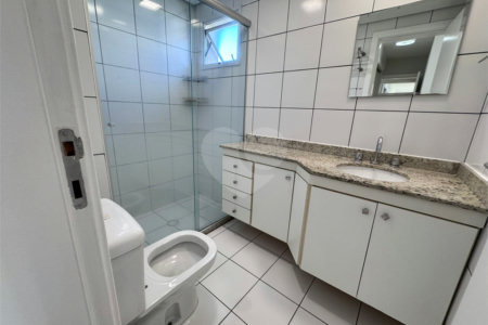 Apartamento para alugar com 3 quartos, sendo 1 suíte,  em Pinheiros, São Paulo, SP