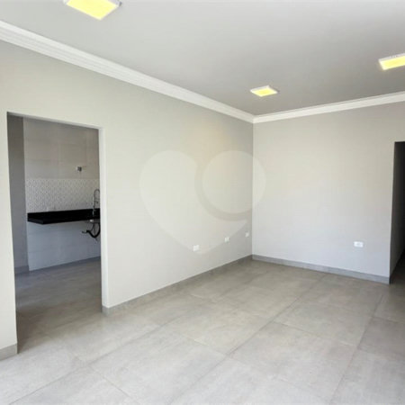 Casa à venda com 3 quartos, sendo 1 suíte, em Ipê, Três Lagoas, MS