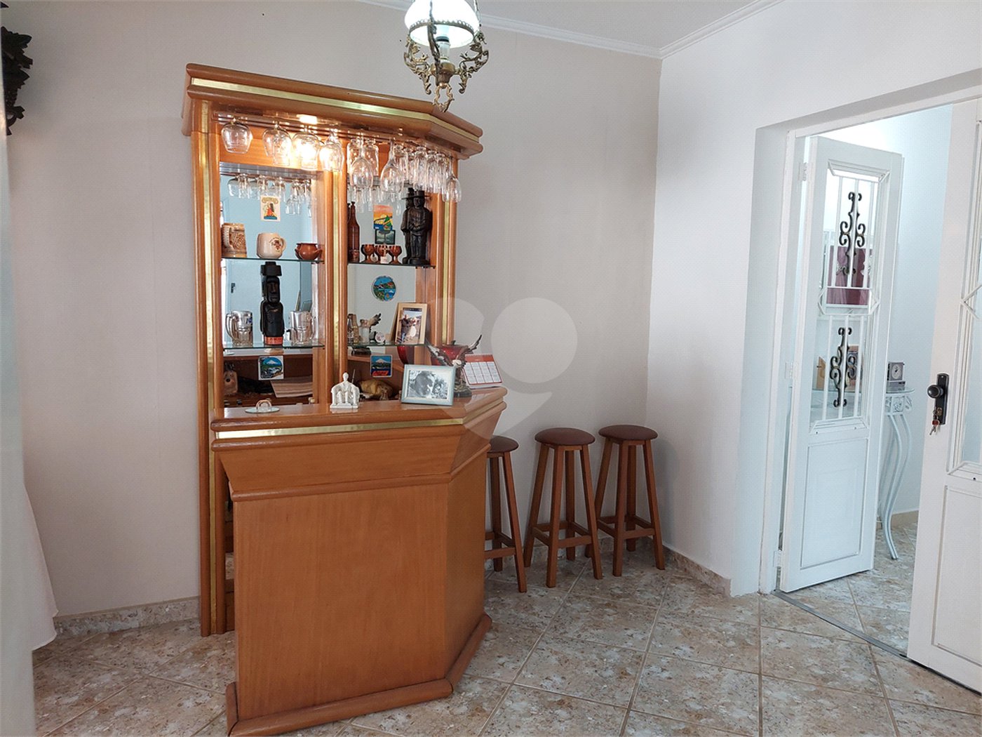 Casa à venda com 4 quartos, sendo 3 suítes, no condomínio São Joaquim, Vinhedo - SP