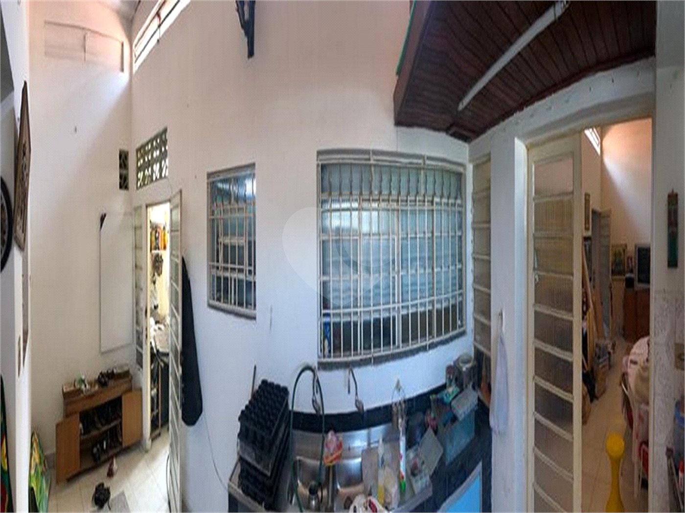 Casa Térrea à venda com 3 quartos em Cidade Domitila, São Paulo, SP