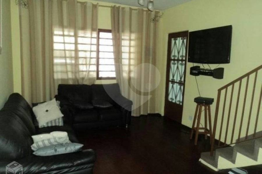 Sobrado à venda com 3 quartos no Brasilândia, São Paulo, SP