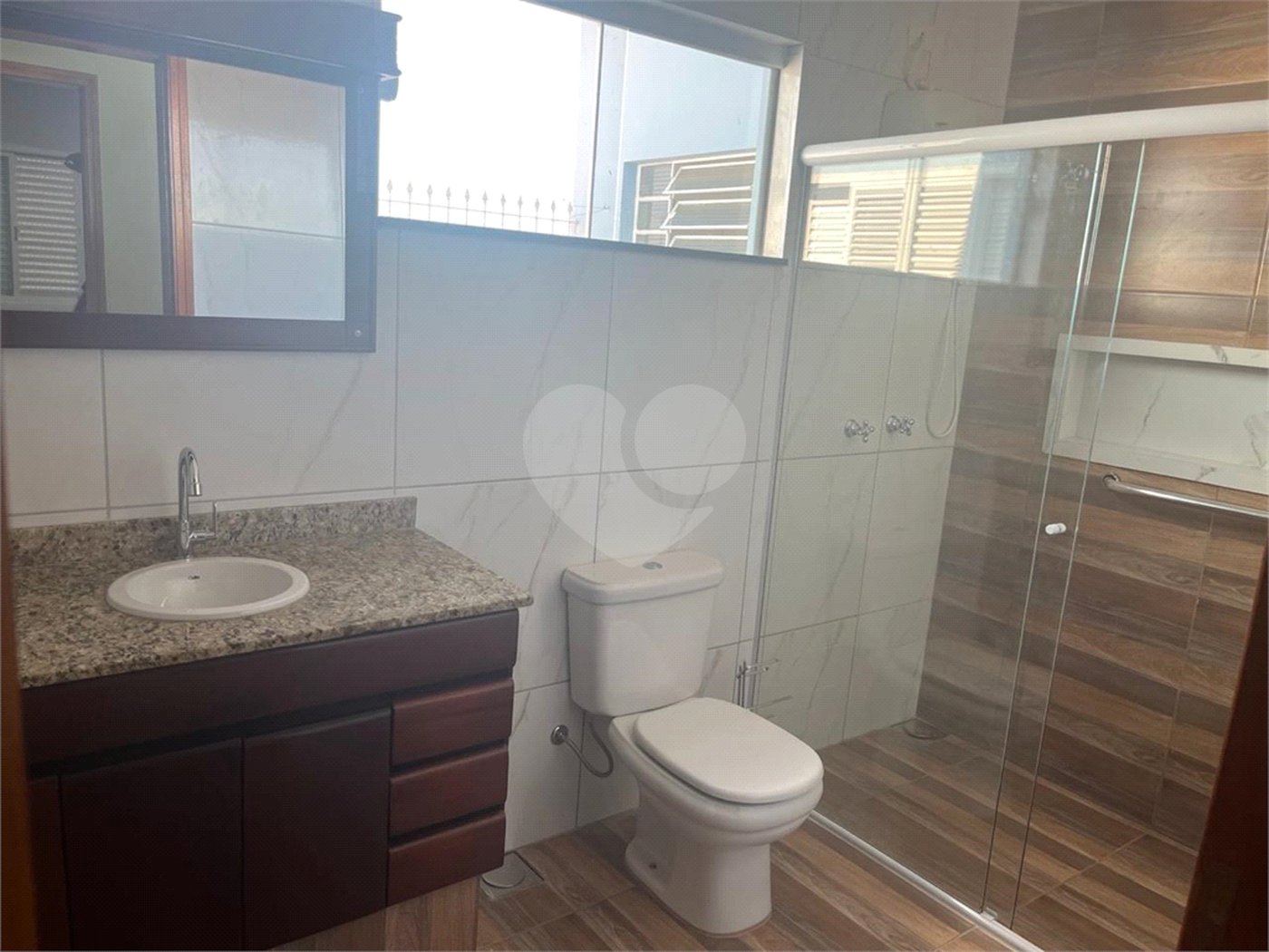 Casa à venda com 3 quartos em Jardim Itália, Itapetininga, SP