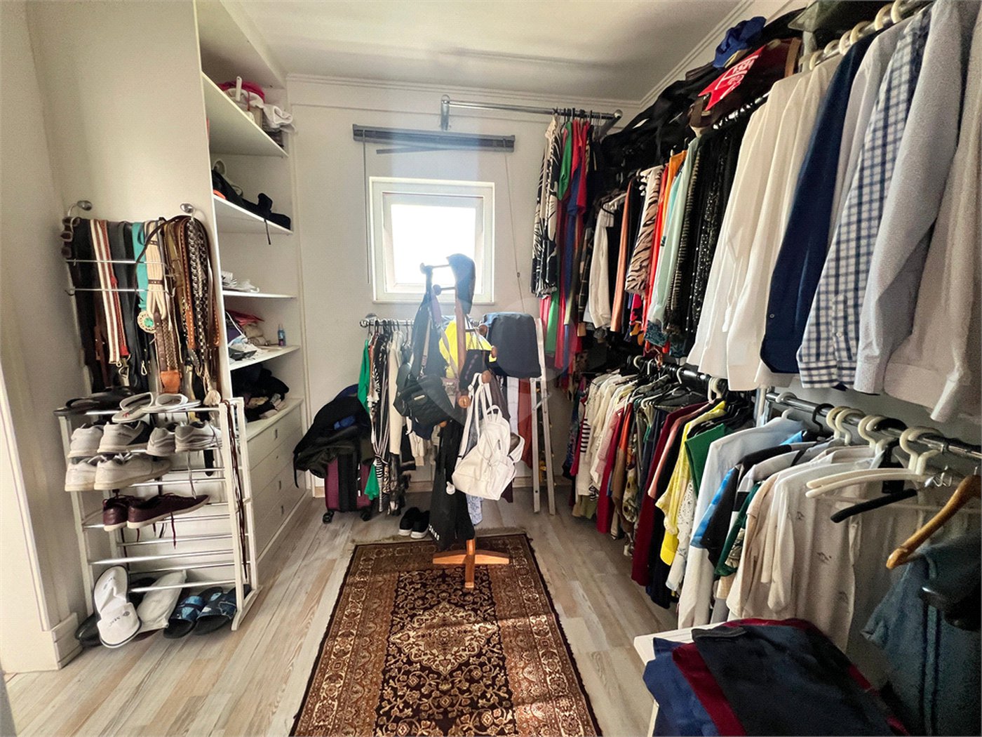 Casa à venda com 3 suítes no condomínio Quinta de Santo Antônio, São Paulo - SP