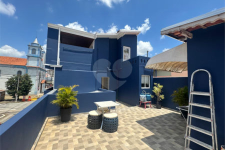 Sobrado à venda com 3 quartos, sendo 1 suíte,  no Centro, Itapetininga, SP