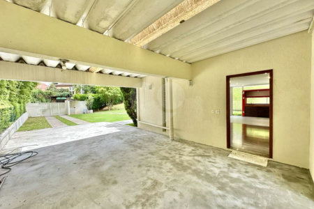 Casa à venda com 4 suítes no condomínio Recanto Impla, Carapicuíba - SP