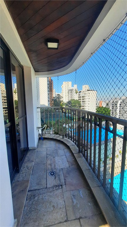 Apartamento à venda com 4 quartos, sendo 2 suítes, em Morumbi, São Paulo, SP