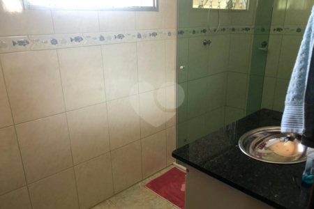 Casa à venda com 3 quartos, sendo 2 suítes,  em Jardim do Lago, Atibaia, SP