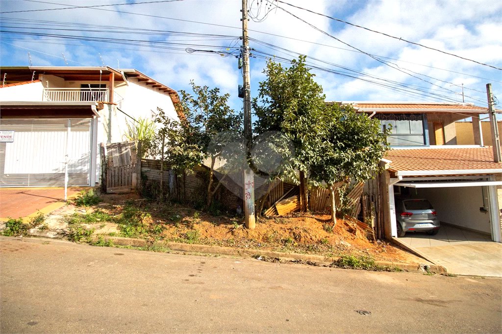 Terreno à venda em Vila Guilhermina, São Roque, SP