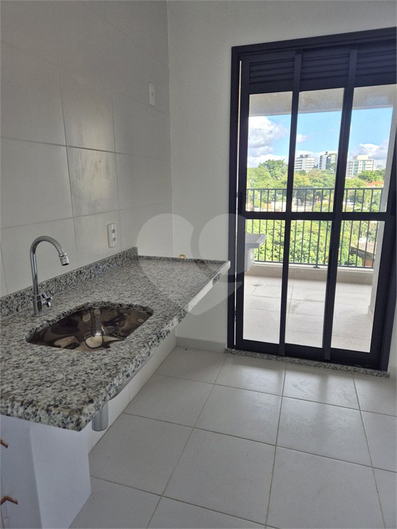 Apartamento à venda com 3 quartos, sendo 1 suíte, em Vila Anastácio, São Paulo, SP