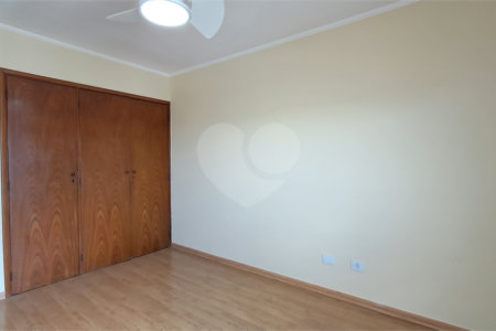 Apartamento à venda com 3 quartos, sendo 1 suíte,  em Alto da Boa Vista, São Paulo, SP