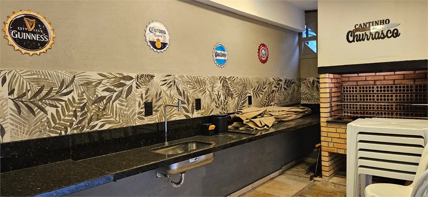 Apartamento à venda com 3 quartos, sendo 2 suítes, em Pinheiros, São Paulo, SP