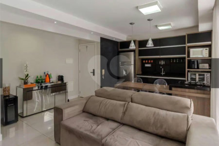 Apartamento à venda com 2 quartos, sendo 1 suíte,  em Vila Andrade, São Paulo, SP