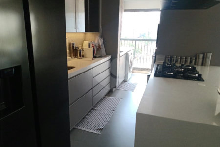 Apartamento à venda com 3 quartos, sendo 2 suítes, em Perdizes, São Paulo, SP
