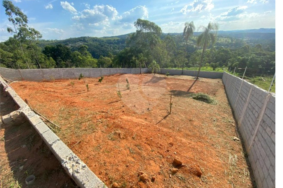 Chácara à venda com 3 suítes em Jundiaizinho (terra Preta), Mairiporã, SP