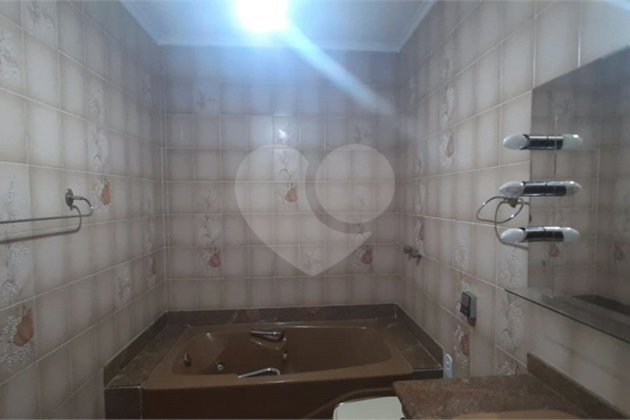 Sobrado à venda com 4 quartos, sendo 2 suítes, em Jardim França, São Paulo, SP
