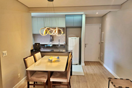 Apartamento à venda com 2 quartos, sendo 1 suíte,  em Jardim Caravelas, São Paulo, SP