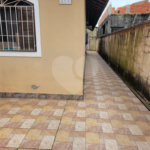 Casa à venda com 2 quartos em Suarão, Itanhaém, SP