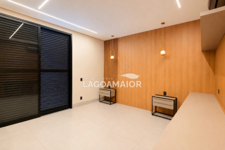 Casa à venda com 3 quartos, sendo 3 suítes, no condomínio Villa Dumont, Três Lagoas - MS
