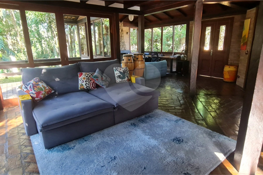 Casa à venda com 4 suítes em Serra da Cantareira, Mairiporã, SP