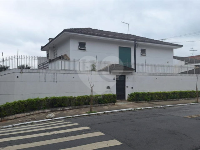 Sobrado à venda com 6 quartos, sendo 4 suítes,  em Tremembé, São Paulo, SP