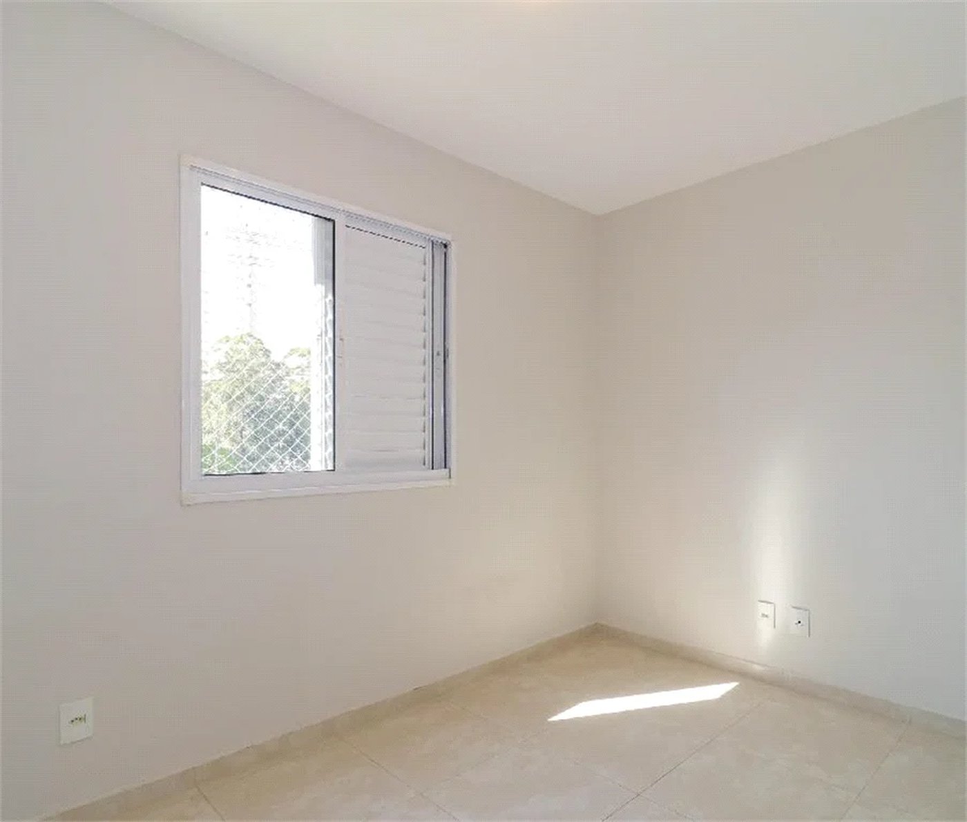 Apartamento à venda com 3 quartos, sendo 1 suíte, em Parque Reboucas, São Paulo, SP