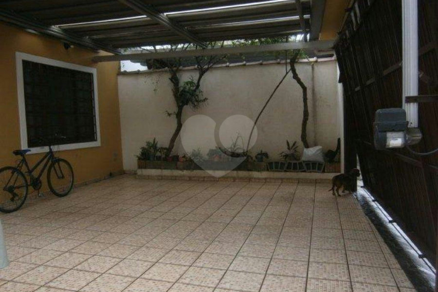 Sobrado à venda com 3 quartos, sendo 1 suíte, em Santa Teresinha, São Paulo, SP