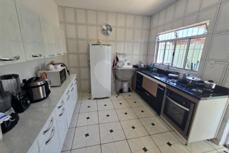 Casa à venda com 3 quartos em Vila Prado, Itapetininga, SP