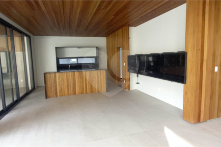 Casa à venda com 5 suítes em Condomínio Residencial Montserrat, São José dos Campos, SP