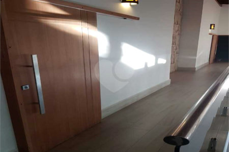 Casa à venda com 5 quartos, sendo 3 suítes, no condomínio Residencial Vale das Laranjeiras, Indaiatuba - SP