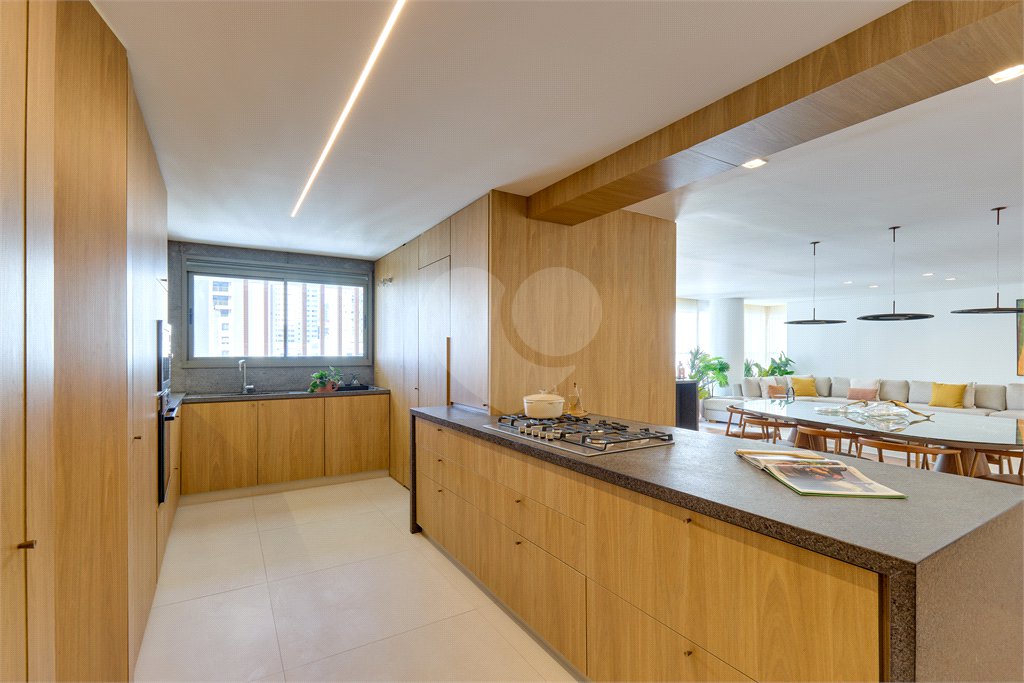 Apartamento à venda com 4 suítes em Brooklin, São Paulo, SP