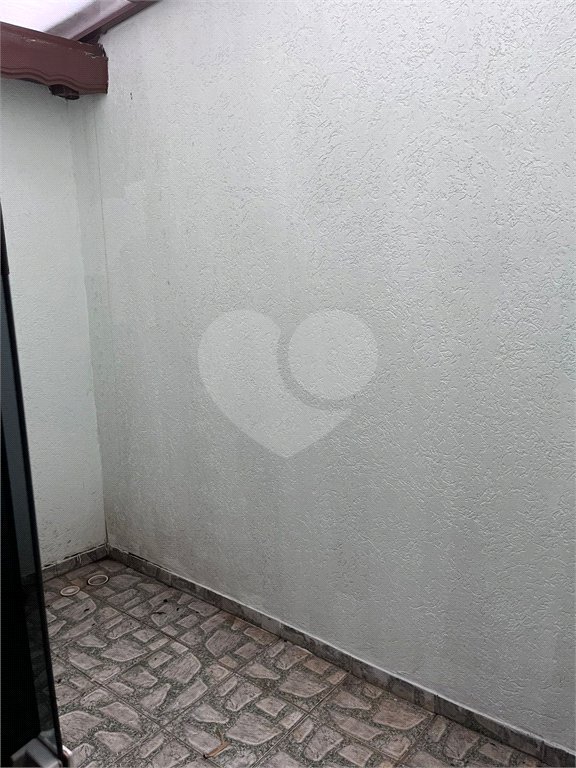 Sobrado à venda com 5 quartos, sendo 2 suítes,  em Jardim da Granja, São José dos Campos, SP