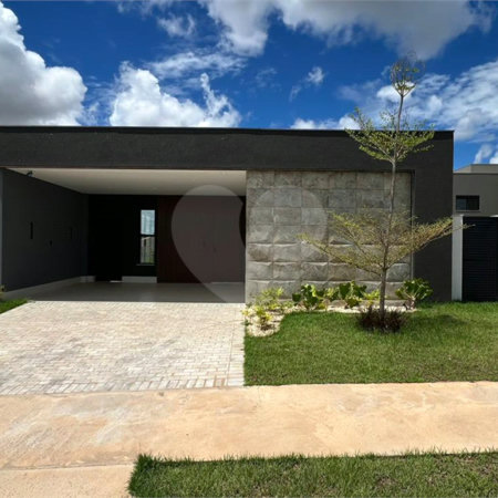 Casa à venda com 3 suítes no condomínio Brisas Horizontal, Cuiabá - MT
