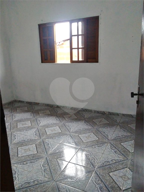Casa à venda com 4 quartos, sendo 1 suíte, em Protestantes, Votorantim, SP