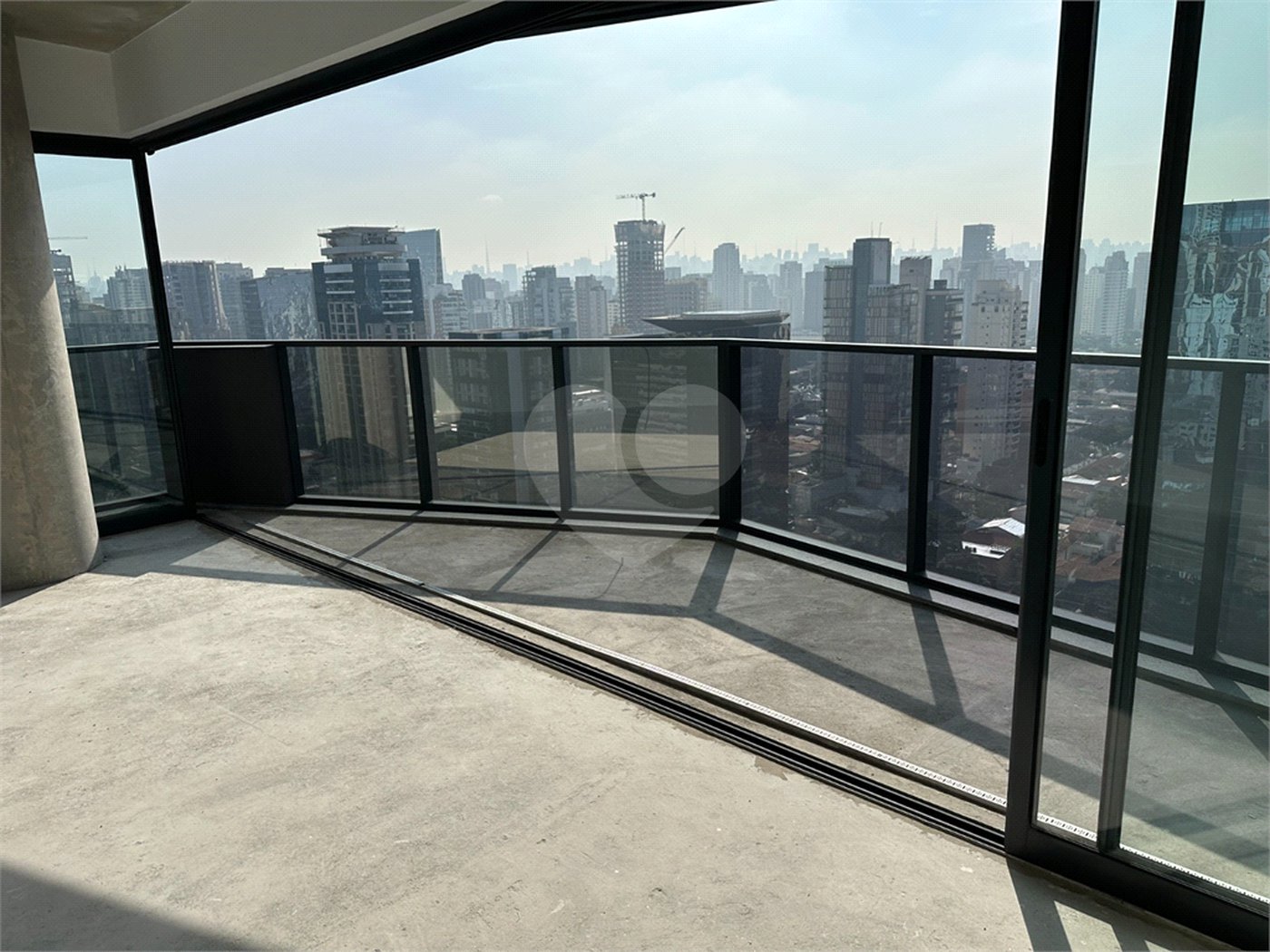 Apartamento à venda com 3 suítes em Vila Olímpia, São Paulo, SP